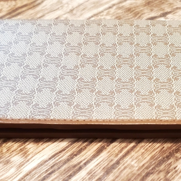 Celine Vintage Wallet EUC - Picture 3 of 13